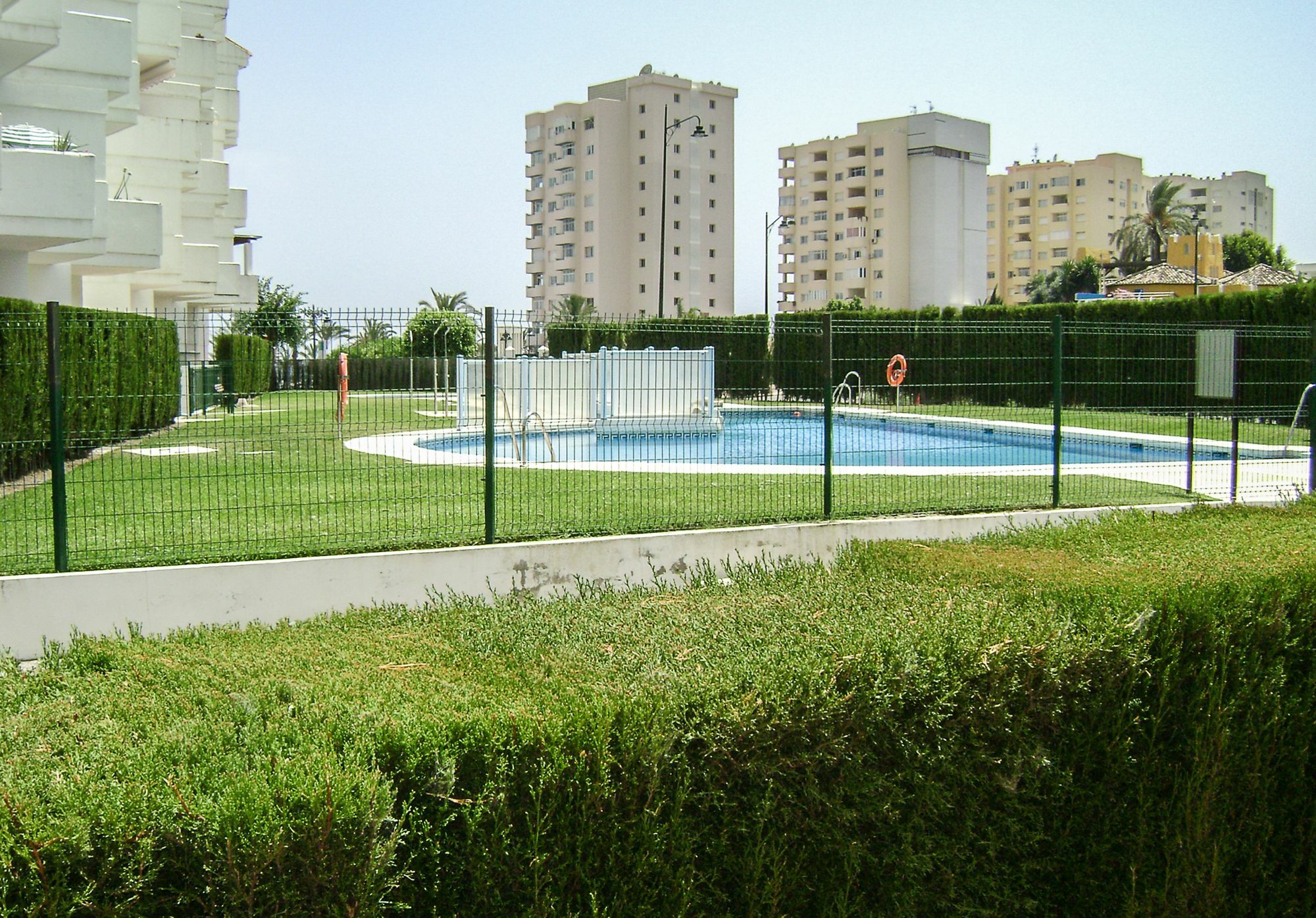 Sitito Puerta Del Mar Apartment Con Aparcamiento Estepona Exterior foto